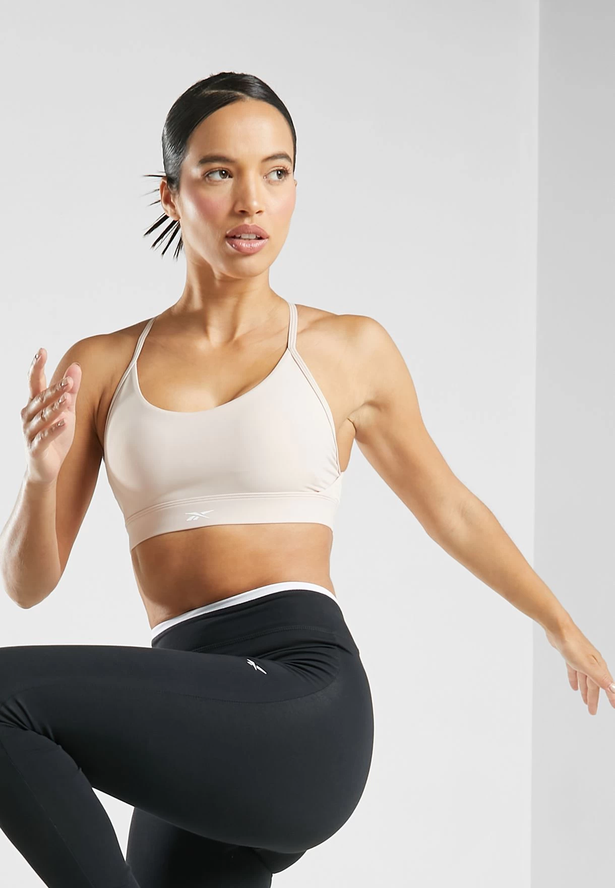 Reebok Lux Strappy Sports Bra 3 Reebok Lux Strappy Sports Bra