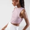 Reebok Classics Cropped Top -Fit Mode Shop 1 zoom desktop 251