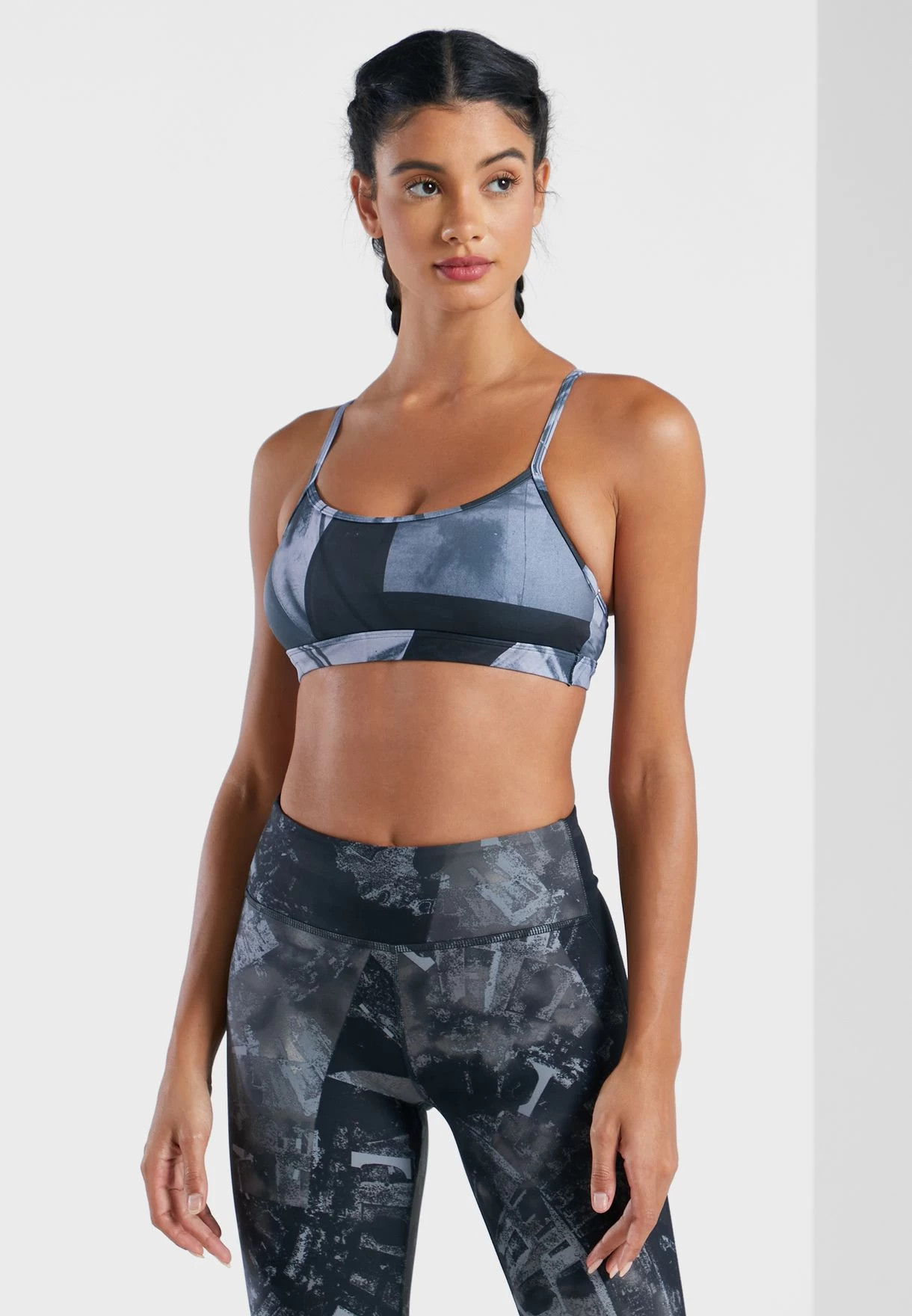 Reebok Logo Skinny Bra 3 Reebok Logo Skinny Bra