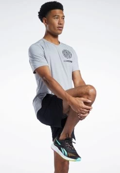 Reebok Graphic T-Shirt