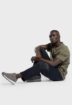 Reebok Classics Q1 Sweatpants