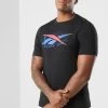 Reebok Graphic Series Track Vector T-Shirt -Fit Mode Shop 1 zoom desktop 518