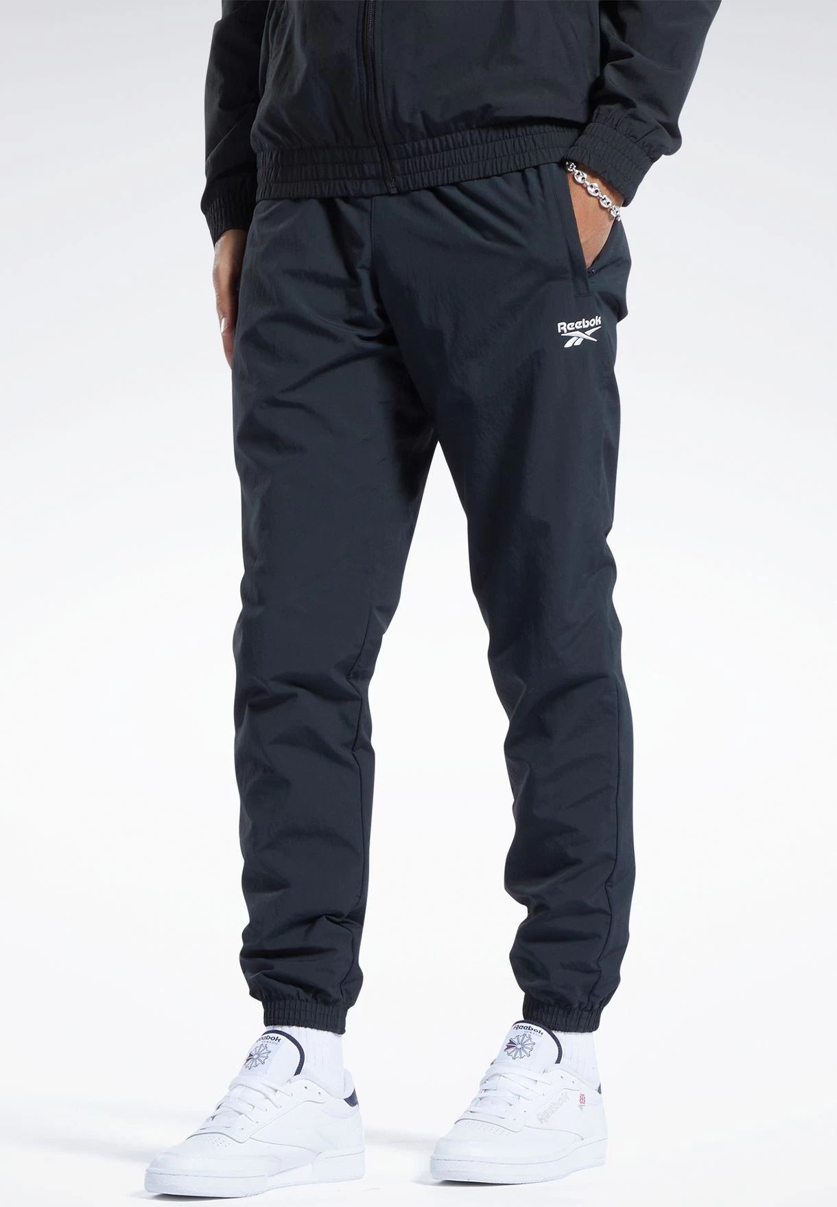 Reebok Classics Vector Sweatpants 3 Reebok Classics Vector Sweatpants