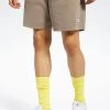 Reebok Classics Natural Dye Shorts -Fit Mode Shop 1 zoom desktop 541