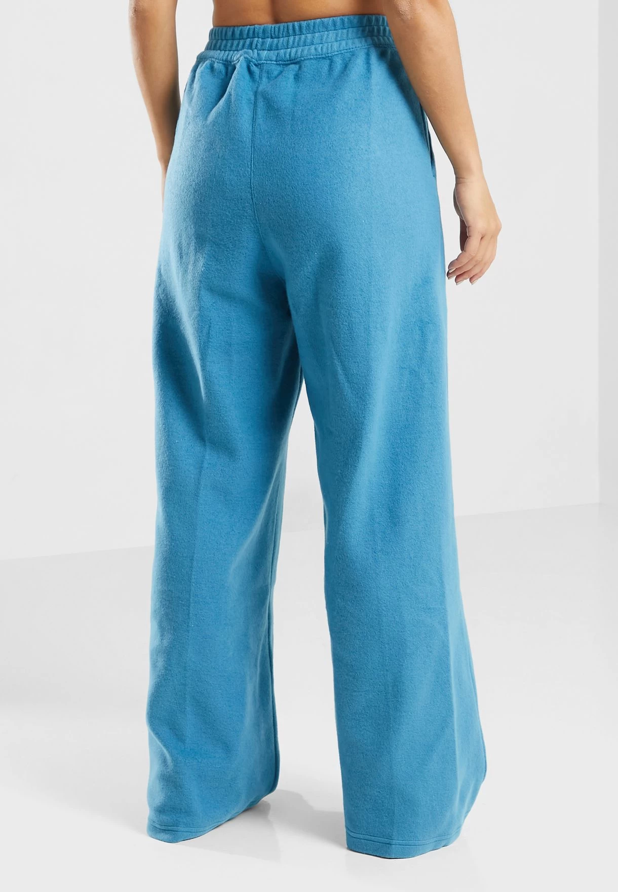 Reebok Classics Fleece Wide Leg Pants 4 Reebok Classics Fleece Wide Leg Pants - Image 2