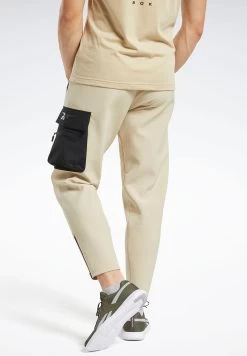 Reebok Edgeworks Sweatpants -Fit Mode Shop 2 zoom desktop 390