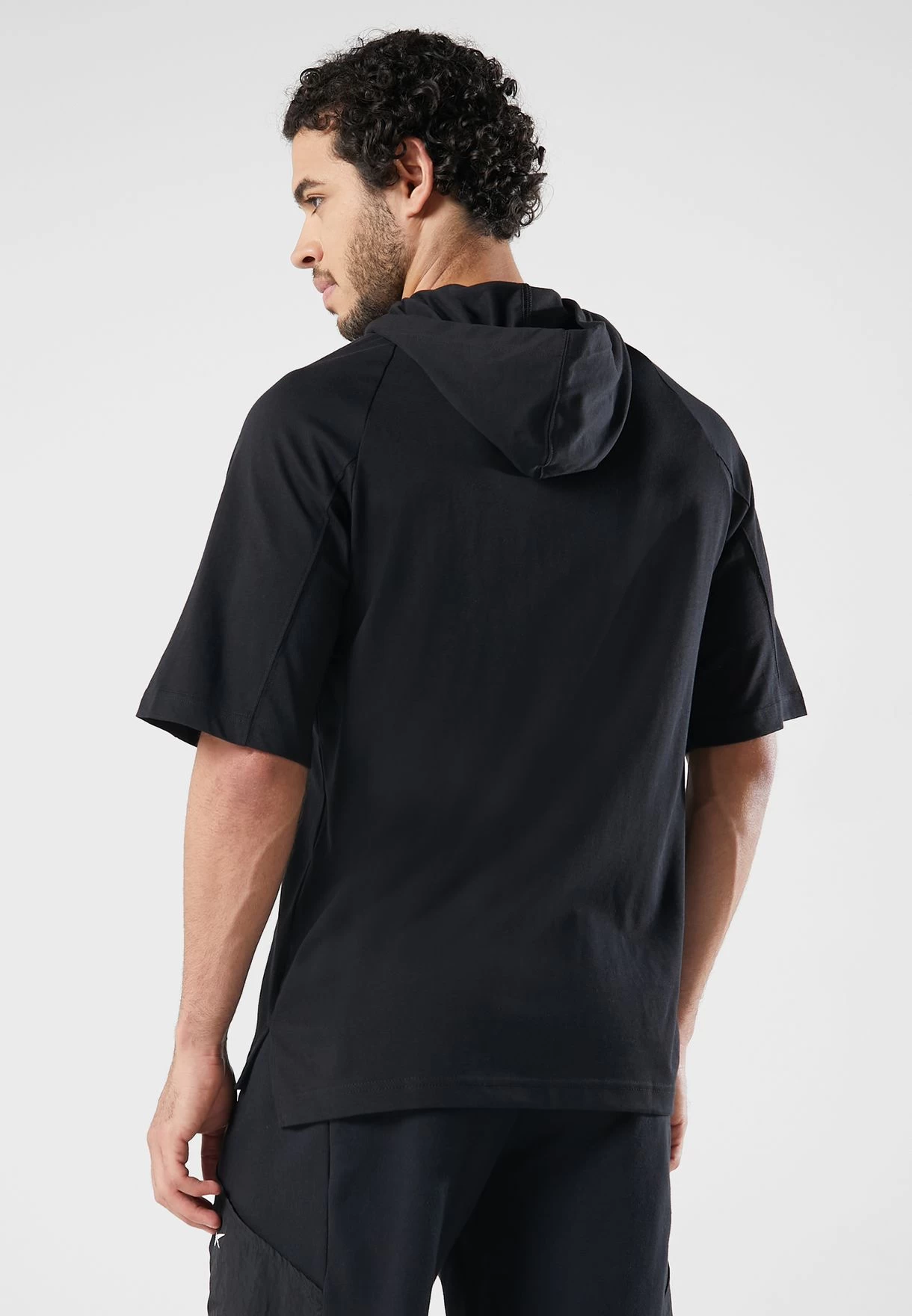 Reebok Workout Graphic Hoodie 4 Reebok Workout Graphic Hoodie - Image 2