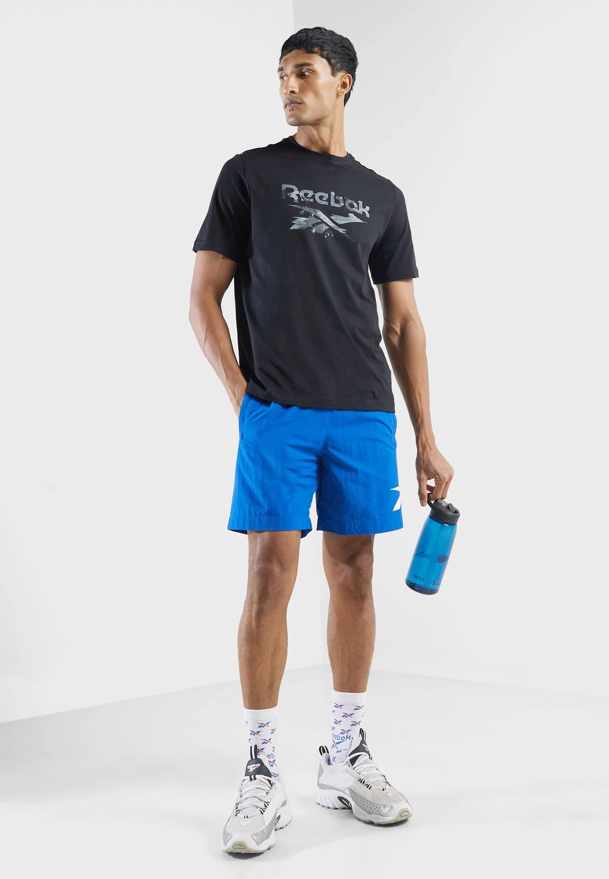 Reebok Classics Vector Woven Shorts 4 Reebok Classics Vector Woven Shorts - Image 2