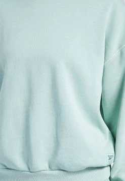 Reebok Classics Fitted Sweatshirt -Fit Mode Shop 3 zoom desktop 138