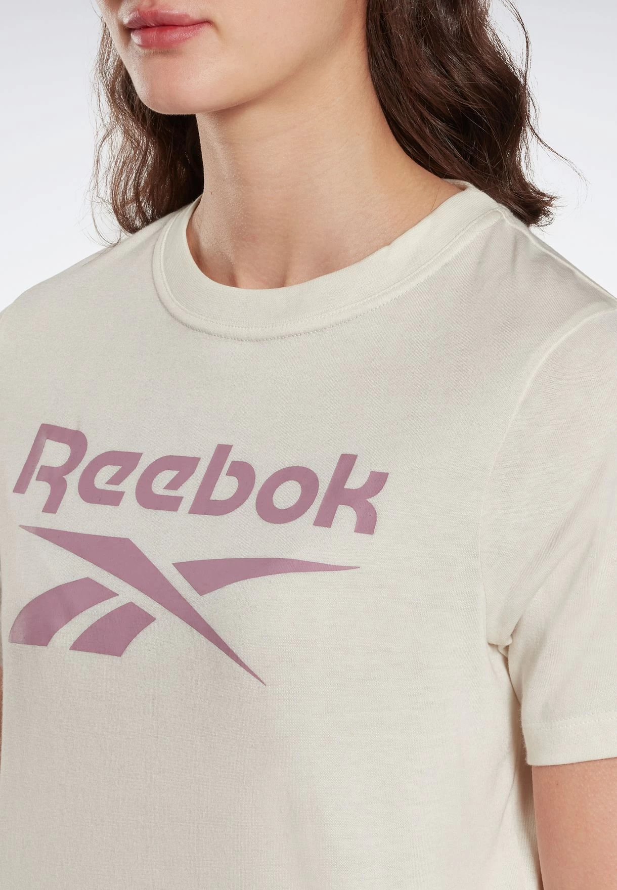Reebok Big Logo Cropped T-Shirt 5 Reebok Big Logo Cropped T-Shirt - Image 3