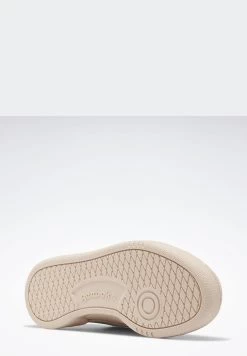 Reebok Club C 85 -Fit Mode Shop 3 zoom desktop 292