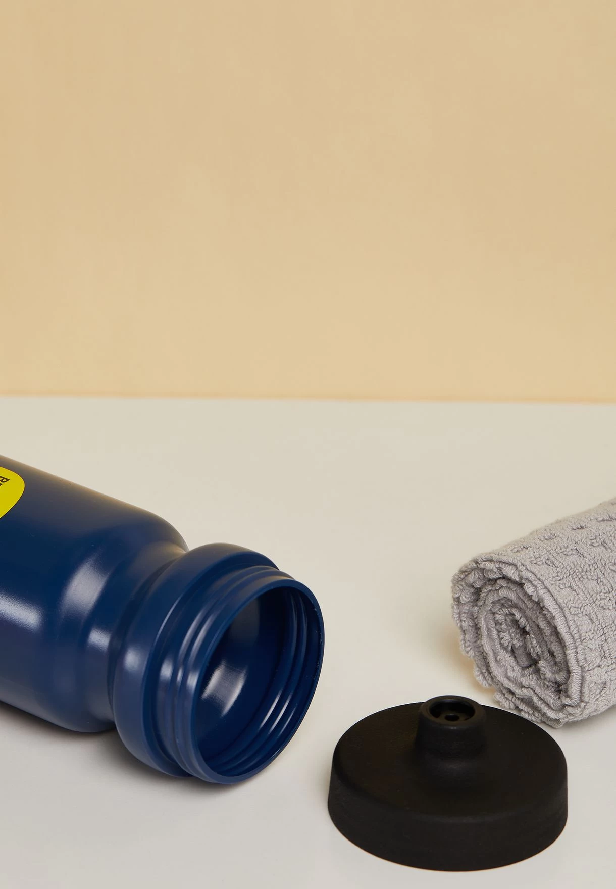 Reebok Training Essential Logo Bottle 750 Ml 5 Reebok Training Essential Logo Bottle 750 Ml - Image 3