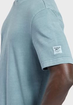 Reebok Classics Natural Dye T-Shirt -Fit Mode Shop 3 zoom desktop 416