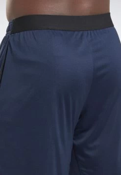 Reebok Workout Ready Knit Shorts -Fit Mode Shop 3 zoom desktop 448