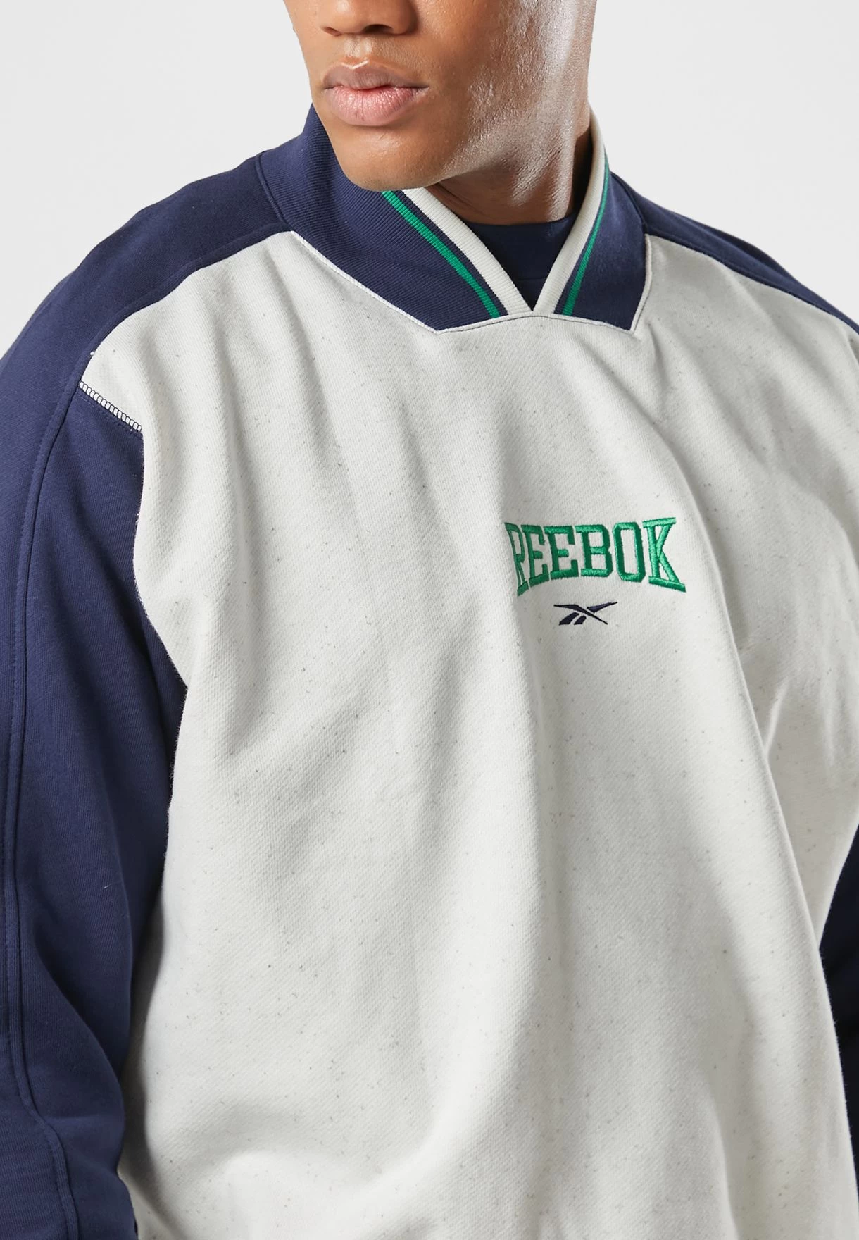 Reebok Classics Varsity Sweatshirt 5 Reebok Classics Varsity Sweatshirt - Image 3