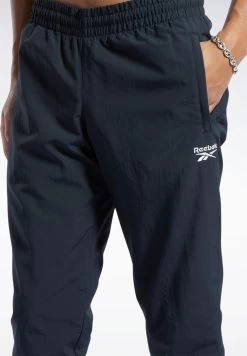 Reebok Classics Vector Sweatpants 9 Reebok Classics Vector Sweatpants -Fit Mode Shop 3 zoom desktop 521