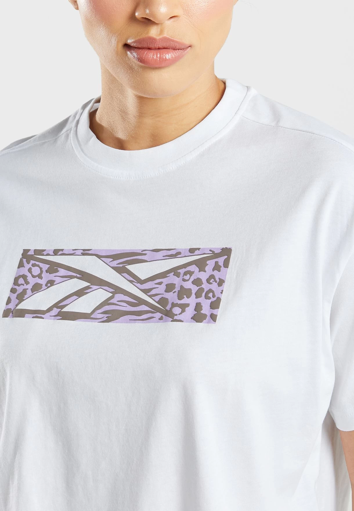 Reebok Modern Safari Graphic T-Shirt 5 Reebok Modern Safari Graphic T-Shirt - Image 3