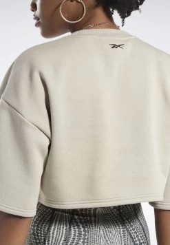 Reebok Cardi B Cropped T-Shirt -Fit Mode Shop 4 zoom desktop 123