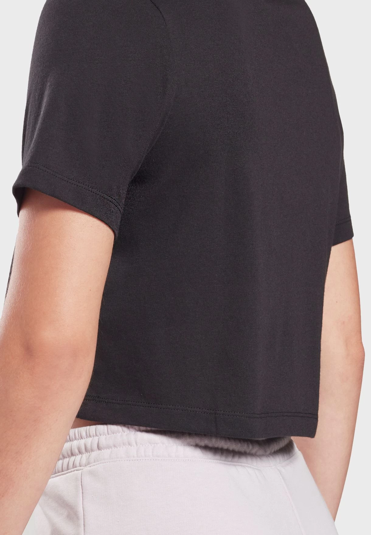 Reebok Logo Cropped T-Shirt 6 Reebok Logo Cropped T-Shirt - Image 4