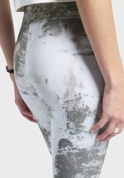 Reebok Classics Cloud Splatter Leggings -Fit Mode Shop 4 zoom desktop 163