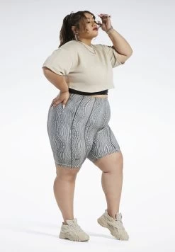 Reebok Cardi B Cropped T-Shirt -Fit Mode Shop 4 zoom desktop 192