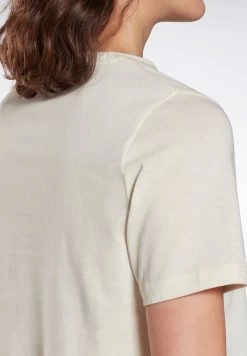 Reebok Big Logo Cropped T-Shirt 10 Reebok Big Logo Cropped T-Shirt -Fit Mode Shop 4 zoom desktop 229