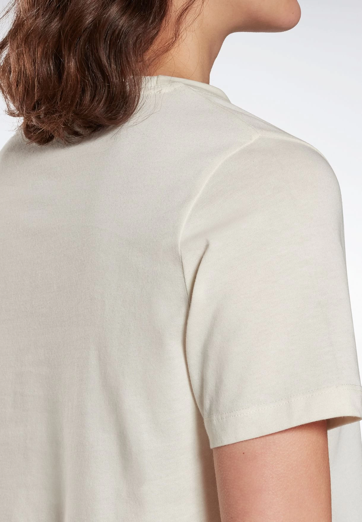 Reebok Big Logo Cropped T-Shirt 6 Reebok Big Logo Cropped T-Shirt - Image 4