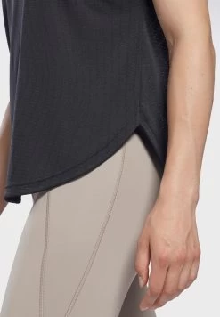 Reebok Ubf Perforated T-Shirt 10 Reebok Ubf Perforated T-Shirt -Fit Mode Shop 4 zoom desktop 236