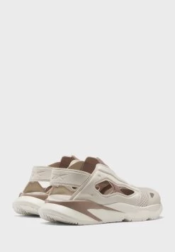 Reebok Furylite Slip On -Fit Mode Shop 4 zoom desktop 285