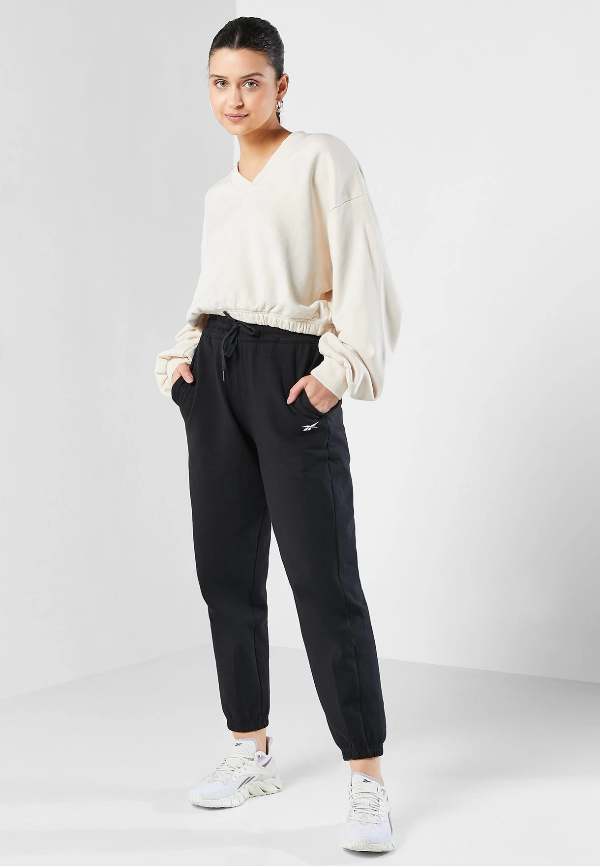 Reebok Classics Sweatshirt 6 Reebok Classics Sweatshirt - Image 4