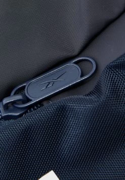 Reebok Classics Foundation Backpack -Fit Mode Shop 4 zoom desktop 348