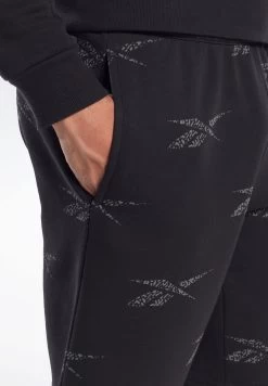 Reebok Logo Aop Shorts 10 Reebok Logo Aop Shorts -Fit Mode Shop 4 zoom desktop 353