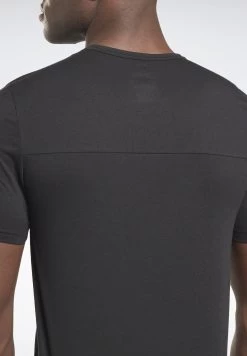 Reebok Speedwick Graphic T-Shirt -Fit Mode Shop 4 zoom desktop 369