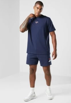 Reebok Classics T-Shirt -Fit Mode Shop 4 zoom desktop 390