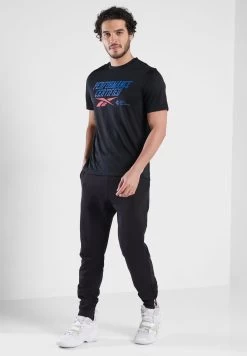 Reebok Graphic Series Statement T-Shirt -Fit Mode Shop 4 zoom desktop 428
