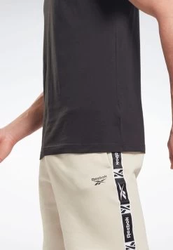 Reebok Classics Logo T-Shirt 10 Reebok Classics Logo T-Shirt -Fit Mode Shop 4 zoom desktop 458