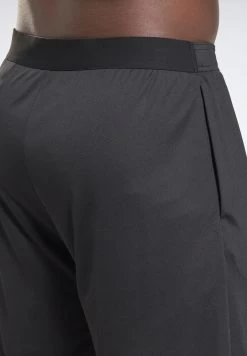 Reebok Classics Vector Shorts -Fit Mode Shop 4 zoom desktop 461