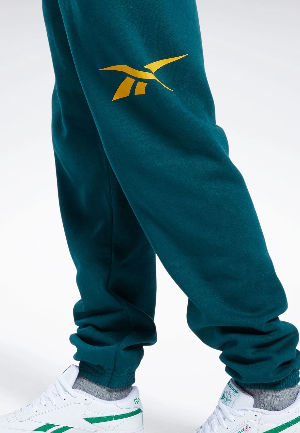 Reebok Classics Sweatpants 6 Reebok Classics Sweatpants - Image 4
