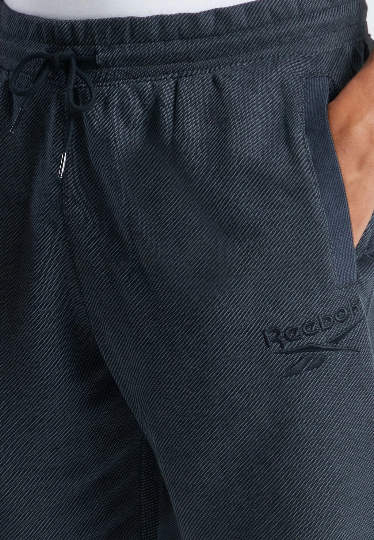 Reebok Training Essential Melange Shorts 6 Reebok Training Essential Melange Shorts - Image 4