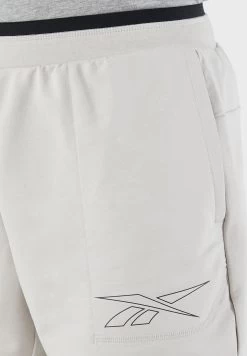 Reebok United By Fitness Knit Shorts -Fit Mode Shop 4 zoom desktop 518