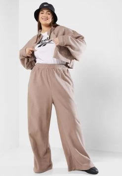 Reebok Classics Wide Fleece Layer Jacket -Fit Mode Shop 4 zoom desktop 77