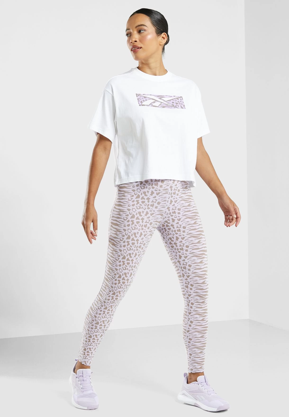 Reebok Modern Safari Graphic T-Shirt 6 Reebok Modern Safari Graphic T-Shirt - Image 4