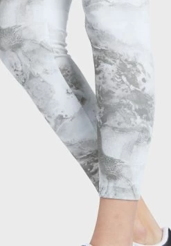 Reebok Classics Cloud Splatter Leggings -Fit Mode Shop 5 zoom desktop 101