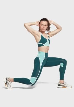 Reebok Tech Style Lux Racer Bra -Fit Mode Shop 5 zoom desktop 122