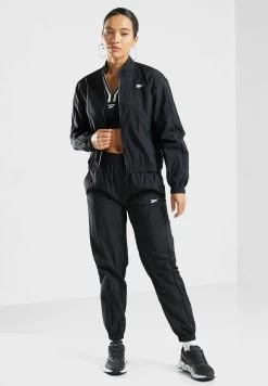 Reebok Logo Tracksuit -Fit Mode Shop 5 zoom desktop 125