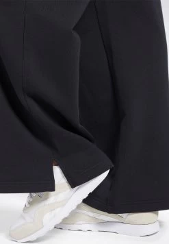 Reebok Classics Leggings 12 Reebok Classics Leggings -Fit Mode Shop 5 zoom desktop 133