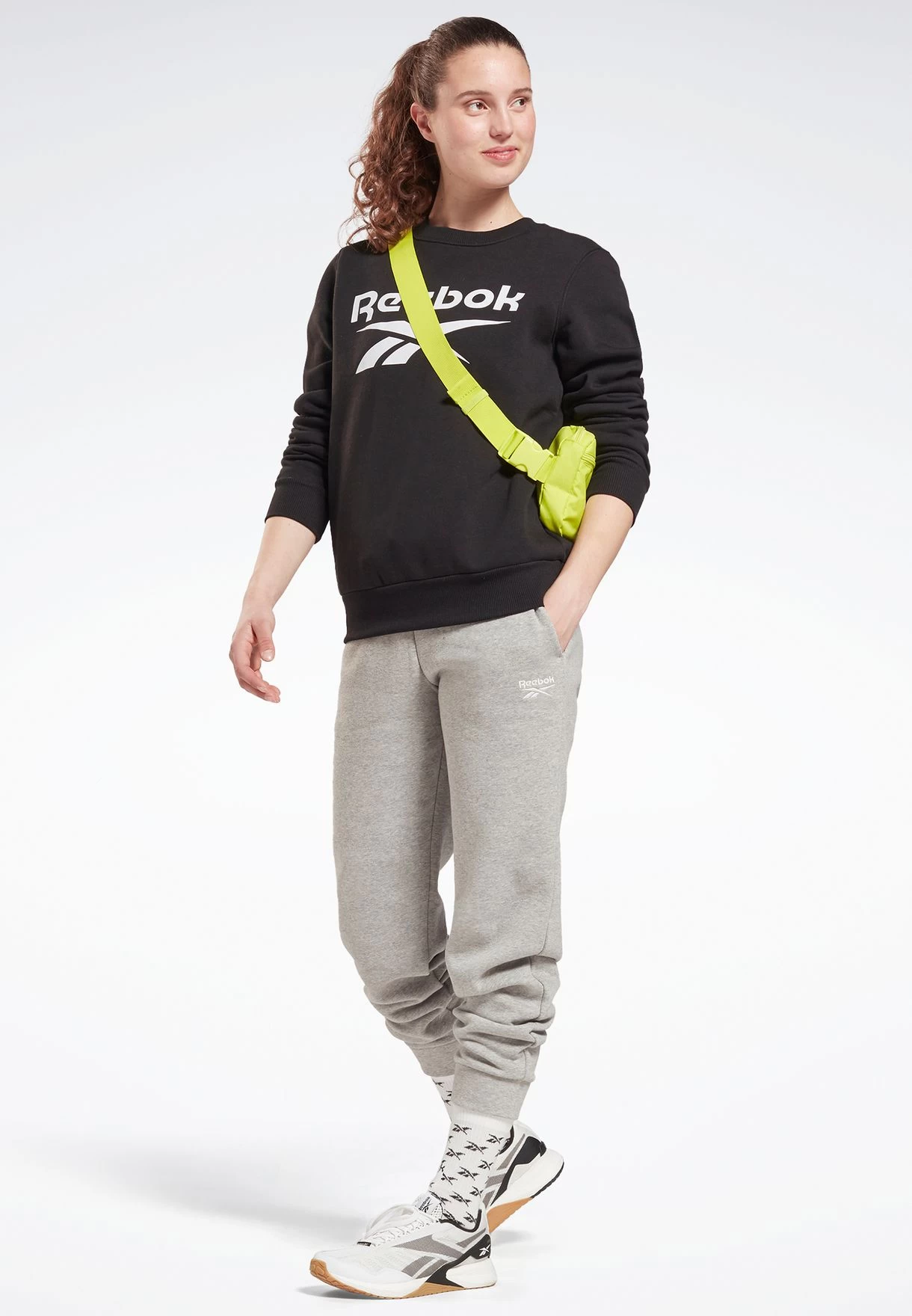 Reebok Logo Fleece Sweatshirt 7 Reebok Logo Fleece Sweatshirt - Image 5