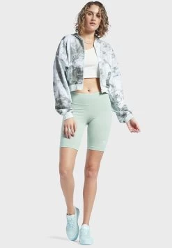 Reebok Classics Cloud Splatter Sweatshirt -Fit Mode Shop 5 zoom desktop 161