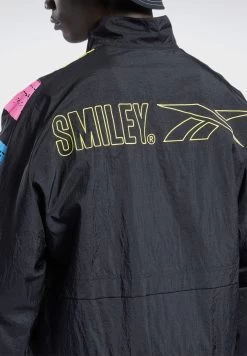 Reebok Smiley Jacket -Fit Mode Shop 5 zoom desktop 213