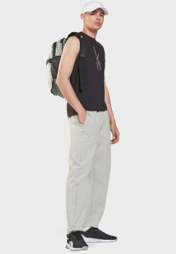 Reebok Activchill+Dreamblend Tank Top -Fit Mode Shop 5 zoom desktop 247